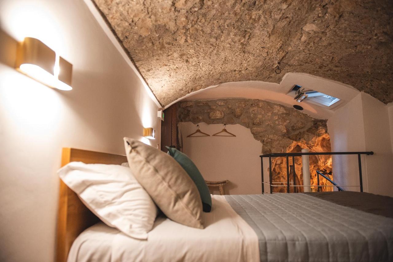 Aurora Medieval House Sermoneta Luaran gambar